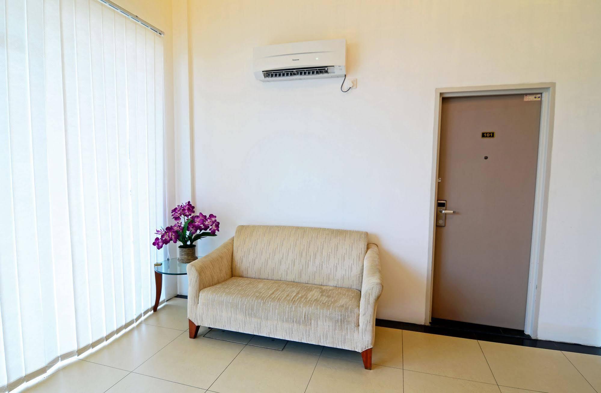 Hotel Avenue Kuantan Extérieur photo