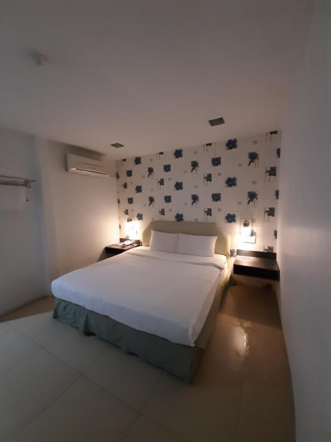 Hotel Avenue Kuantan Extérieur photo